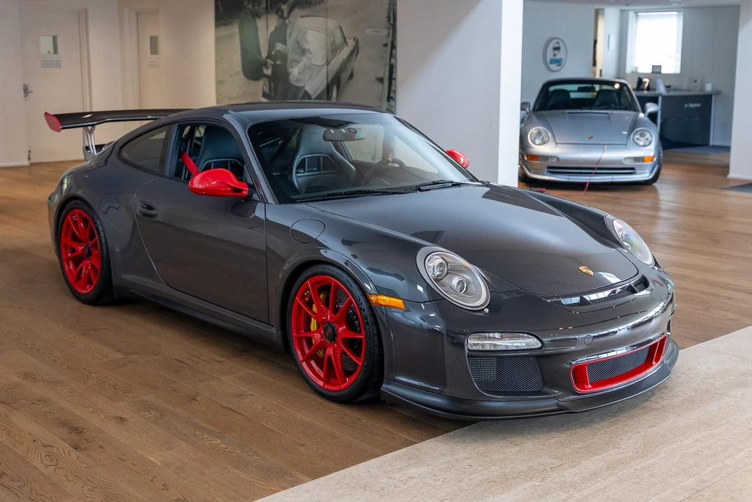 2010 Porsche 997 GT3 RS - Image 31 of 31