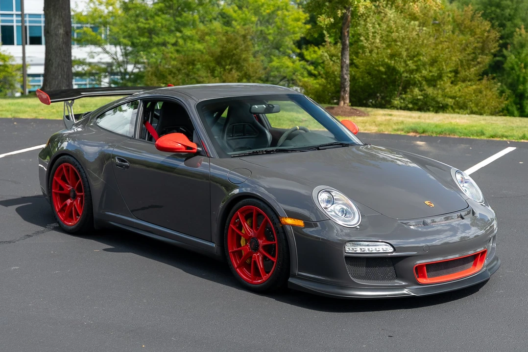 2010 Porsche 997 GT3 RS - Image 15 of 31