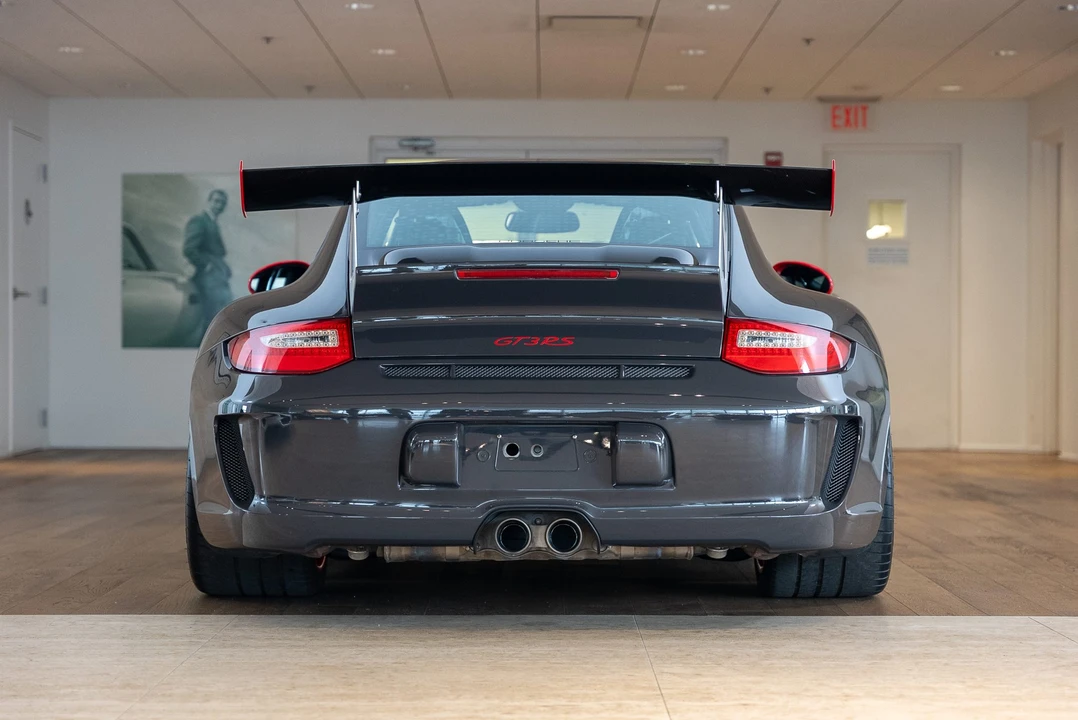 2010 Porsche 997 GT3 RS - Image 24 of 31