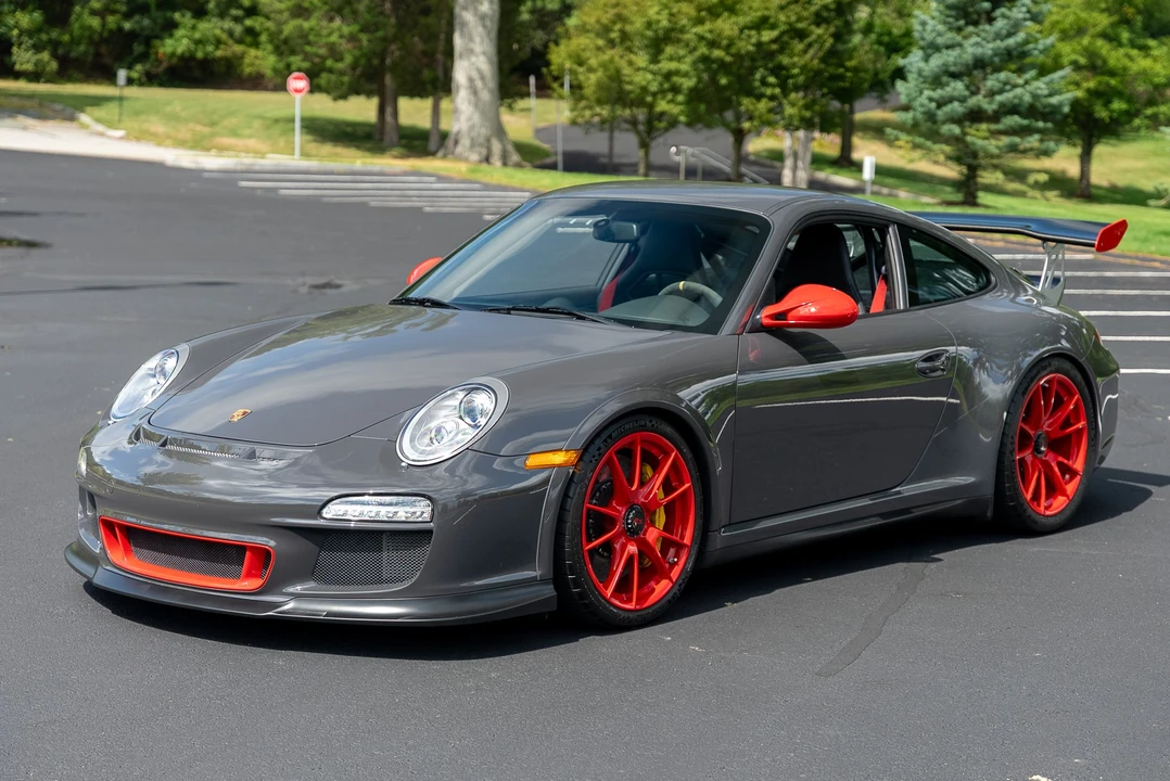 2010 Porsche 997 GT3 RS - Image 3 of 31
