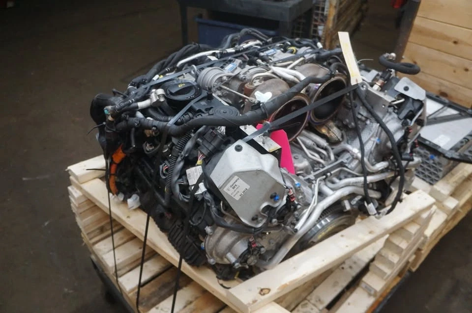 2017 Parts & Memorabilia Engines - Image 7 of 10