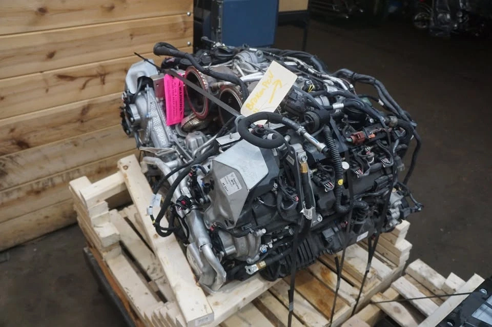 2017 Parts & Memorabilia Engines - Image 5 of 10