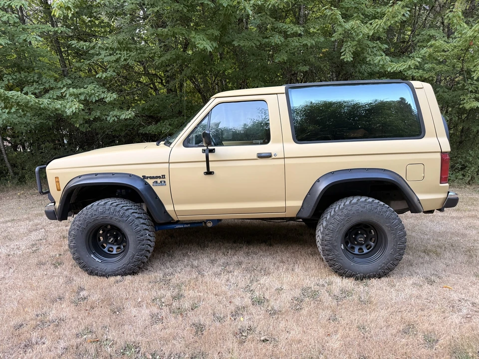 1988 Ford Bronco II - Image 12 of 31