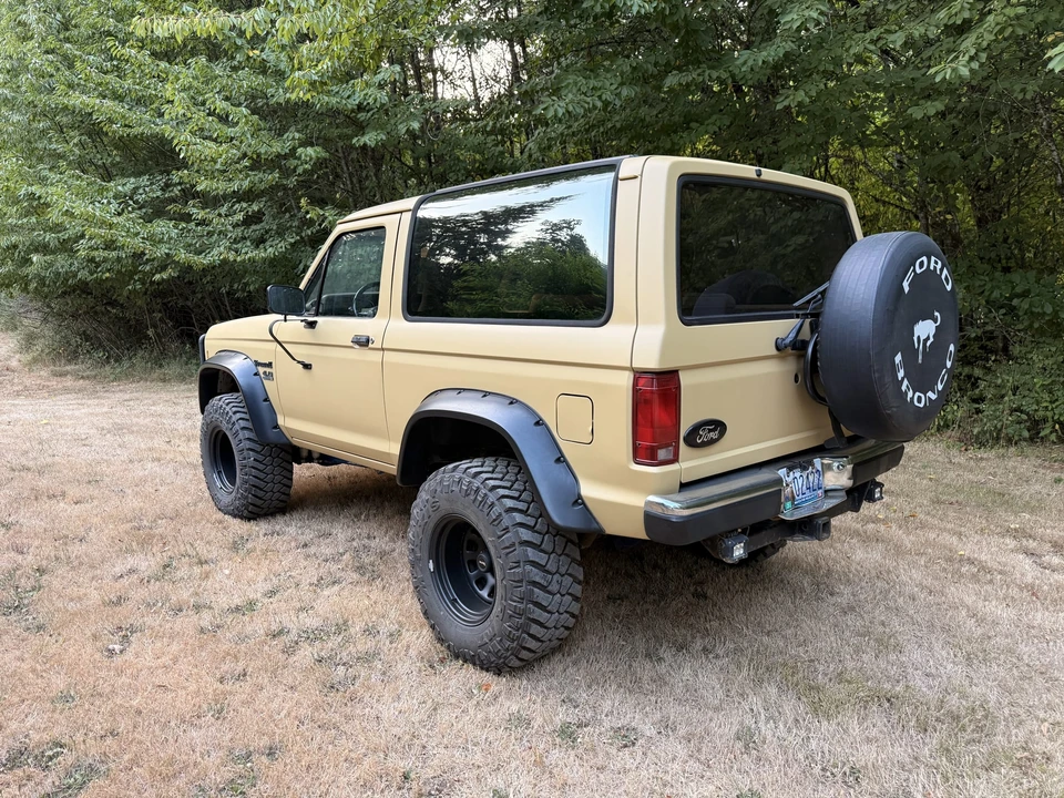 1988 Ford Bronco II - Image 11 of 31
