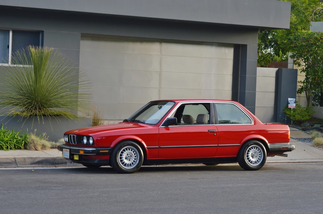 1986 BMW E30 3 Series - Image 16 of 31