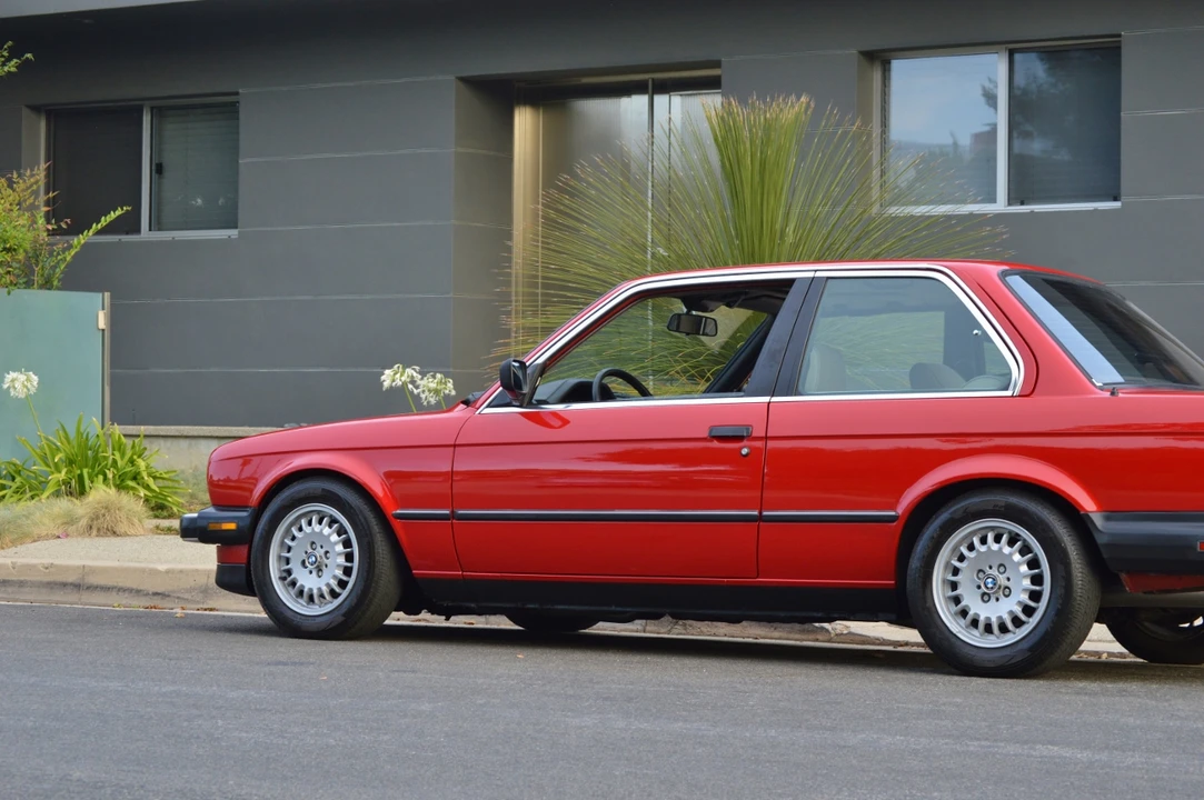 1986 BMW E30 3 Series - Image 10 of 31