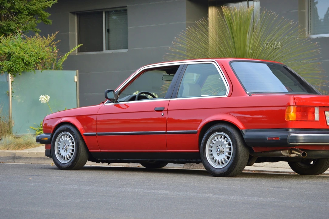 1986 BMW E30 3 Series - Image 8 of 31