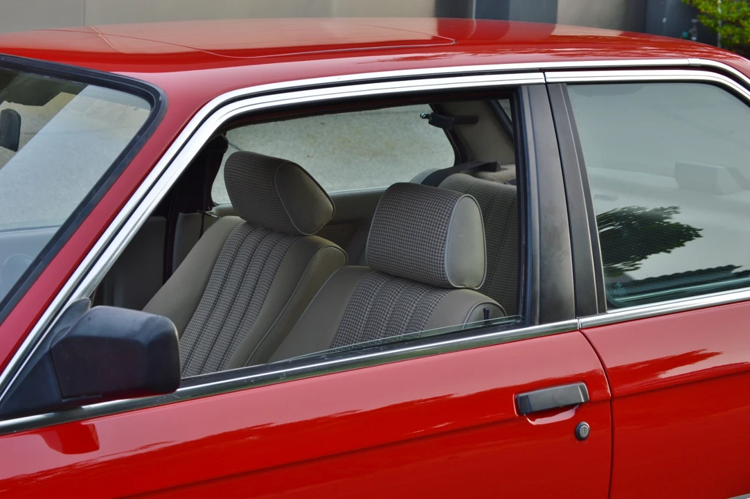 1986 BMW E30 3 Series - Image 28 of 31