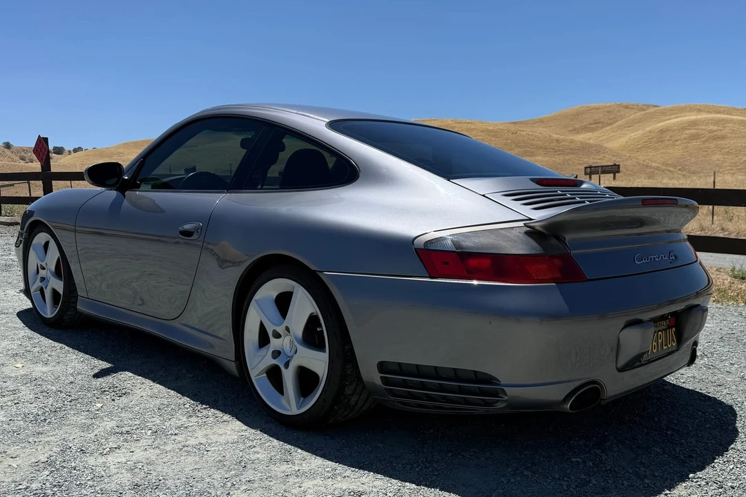 2002 Porsche 996 Carrera 4S - Image 10 of 31