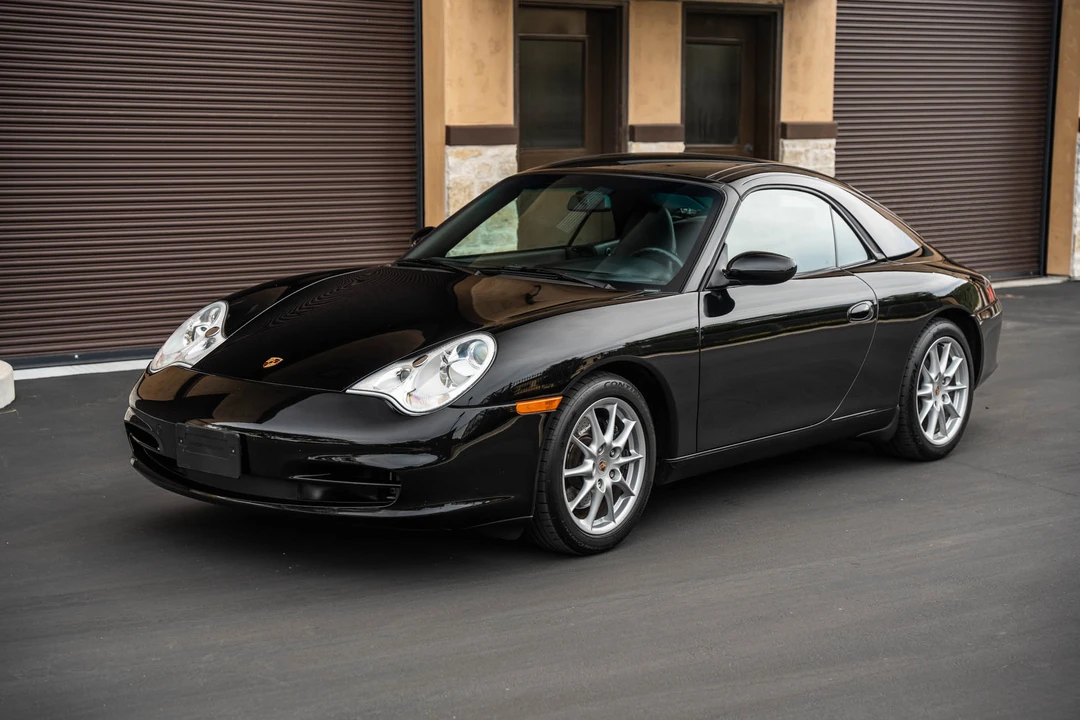 2002 Porsche 996 Carrera - Image 27 of 31