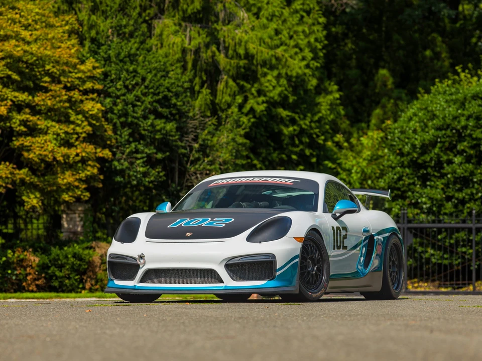 2016 Porsche 981 Cayman GT4 - Image 3 of 31