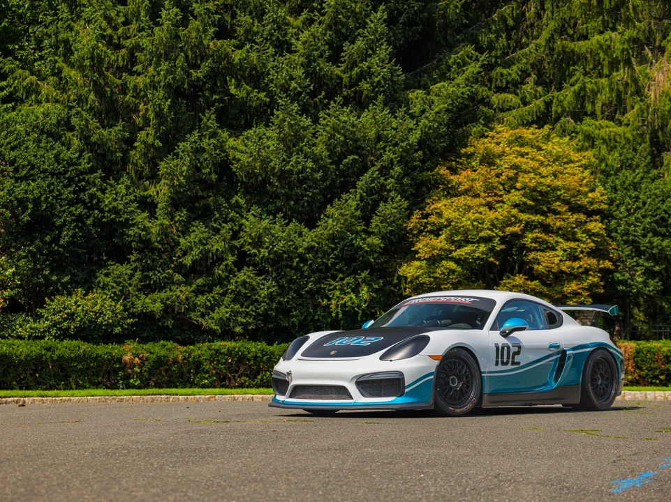 2016 Porsche 981 Cayman GT4 - Image 6 of 31