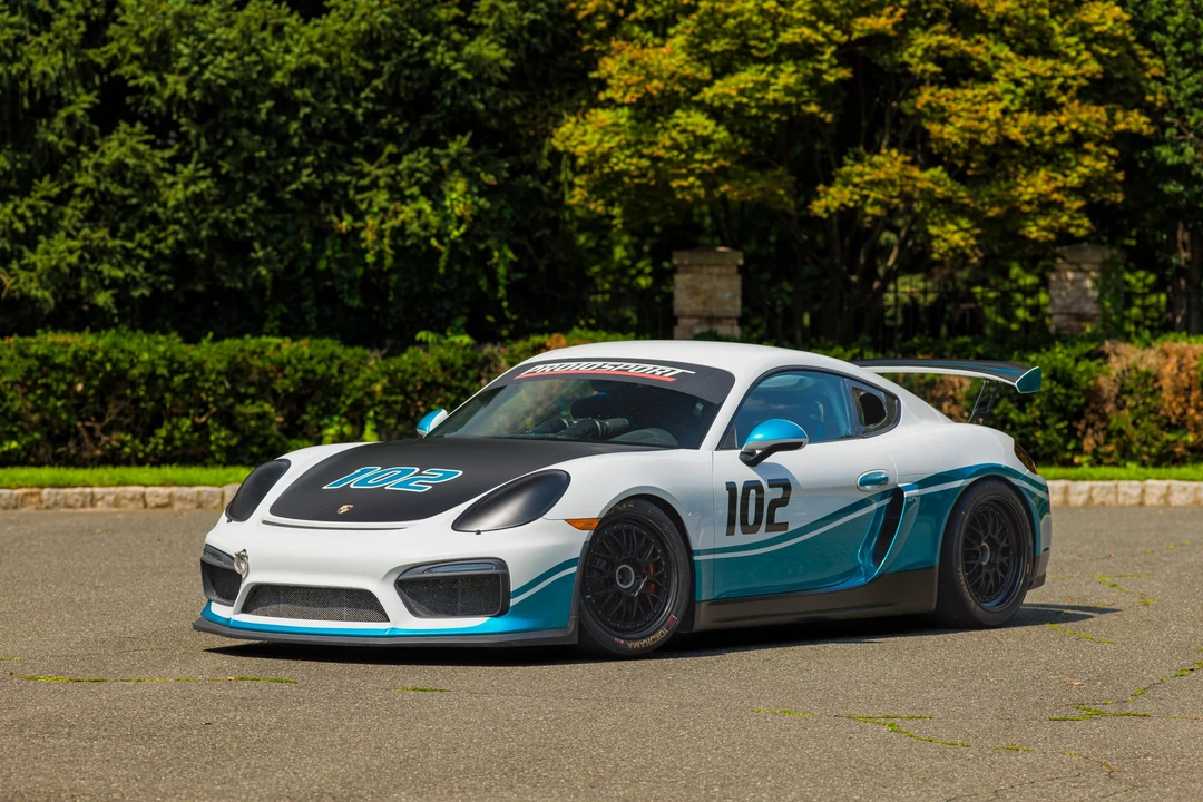 2016 Porsche 981 Cayman GT4 - Image 7 of 31