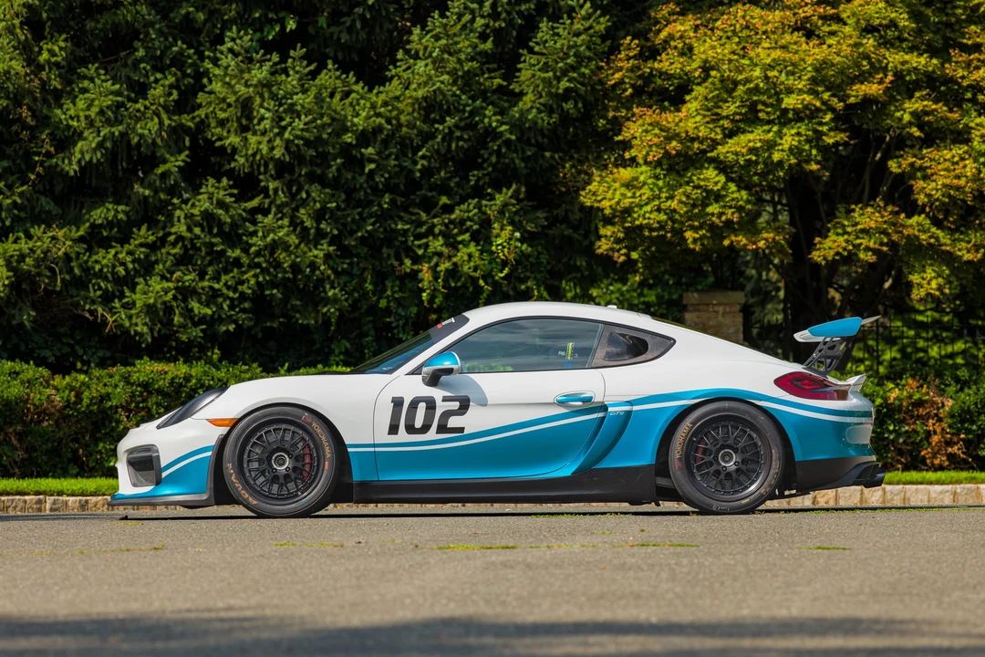 2016 Porsche 981 Cayman GT4 - Image 9 of 31