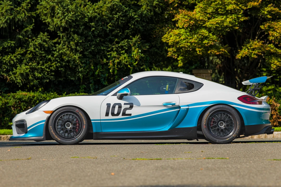2016 Porsche 981 Cayman GT4 - Image 10 of 31