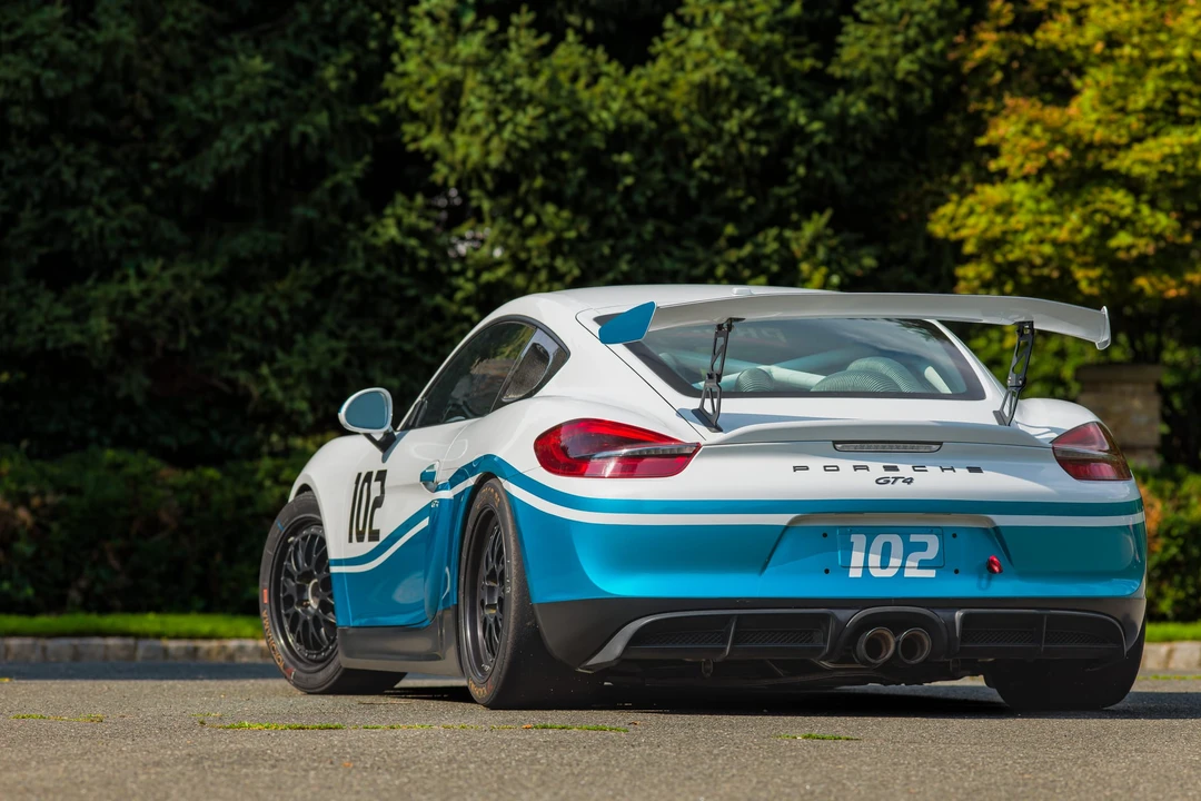 2016 Porsche 981 Cayman GT4 - Image 16 of 31