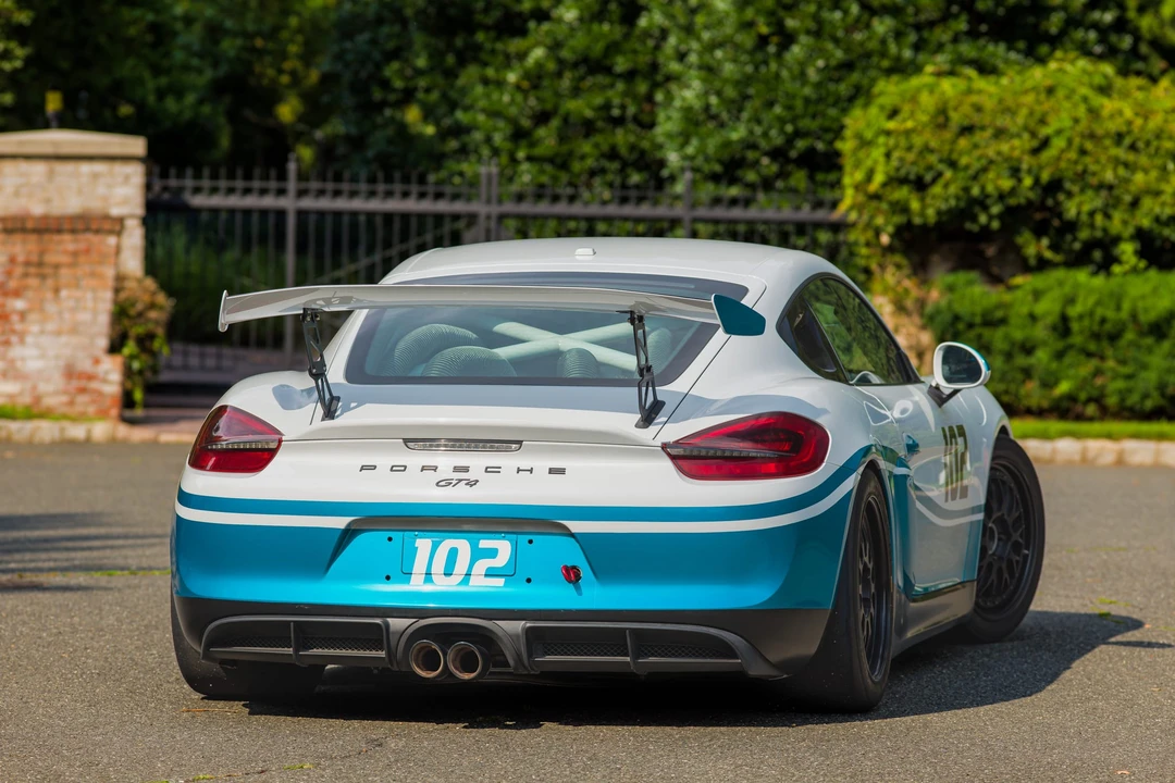 2016 Porsche 981 Cayman GT4 - Image 20 of 31
