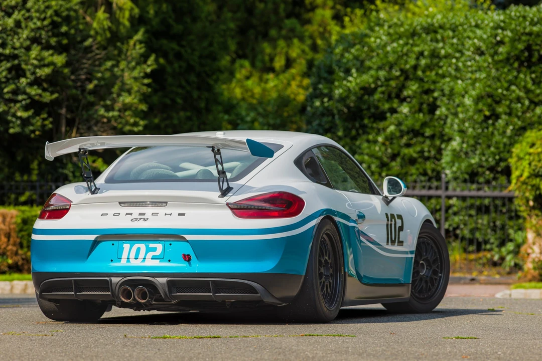 2016 Porsche 981 Cayman GT4 - Image 22 of 31