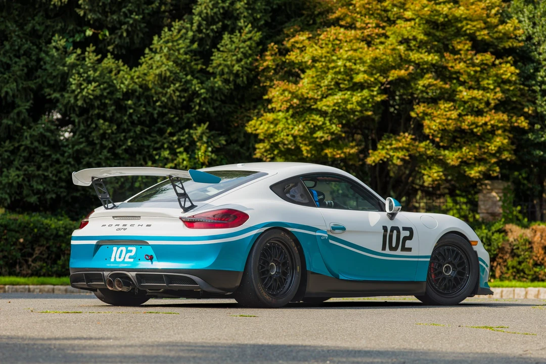 2016 Porsche 981 Cayman GT4 - Image 24 of 31