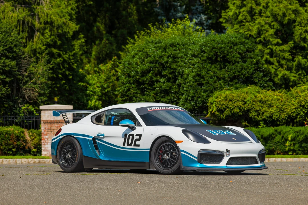 2016 Porsche 981 Cayman GT4 - Image 31 of 31