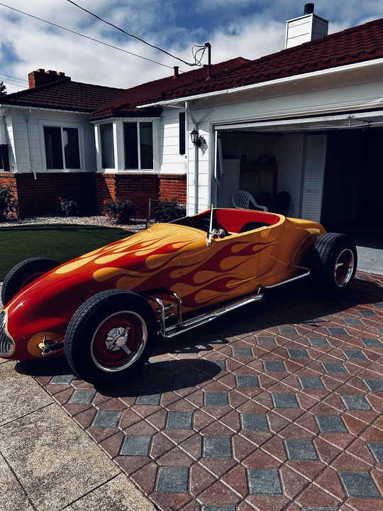 Ford Hot Rod - Image 2 of 31