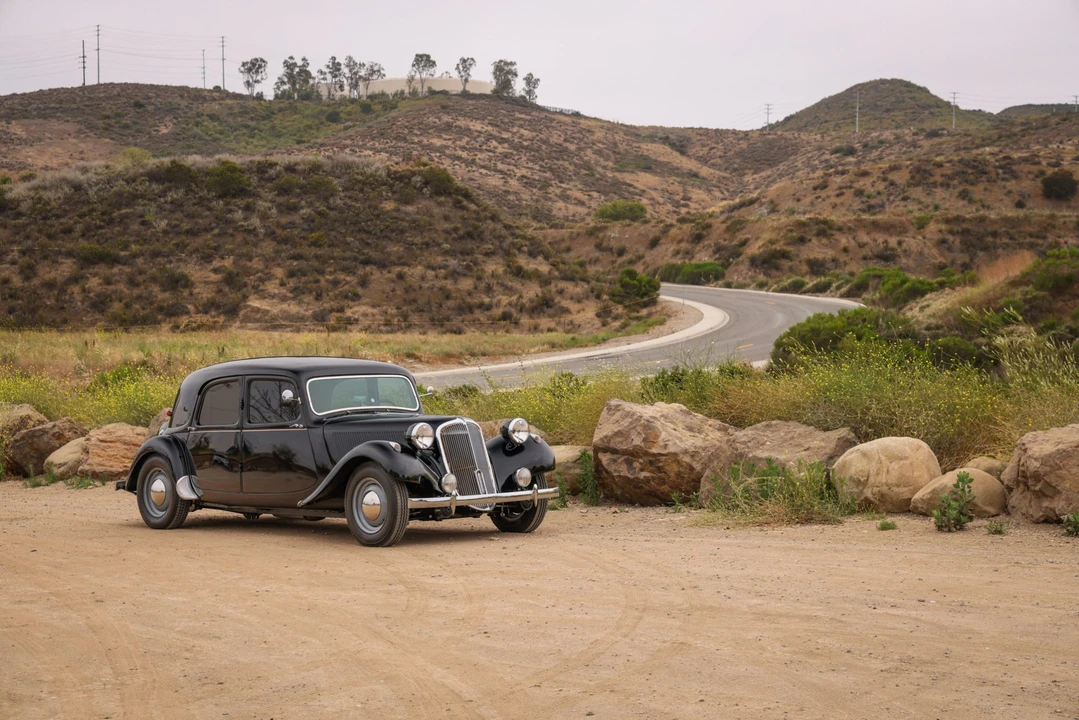 1954 Citroen Traction Avant - Image 9 of 31