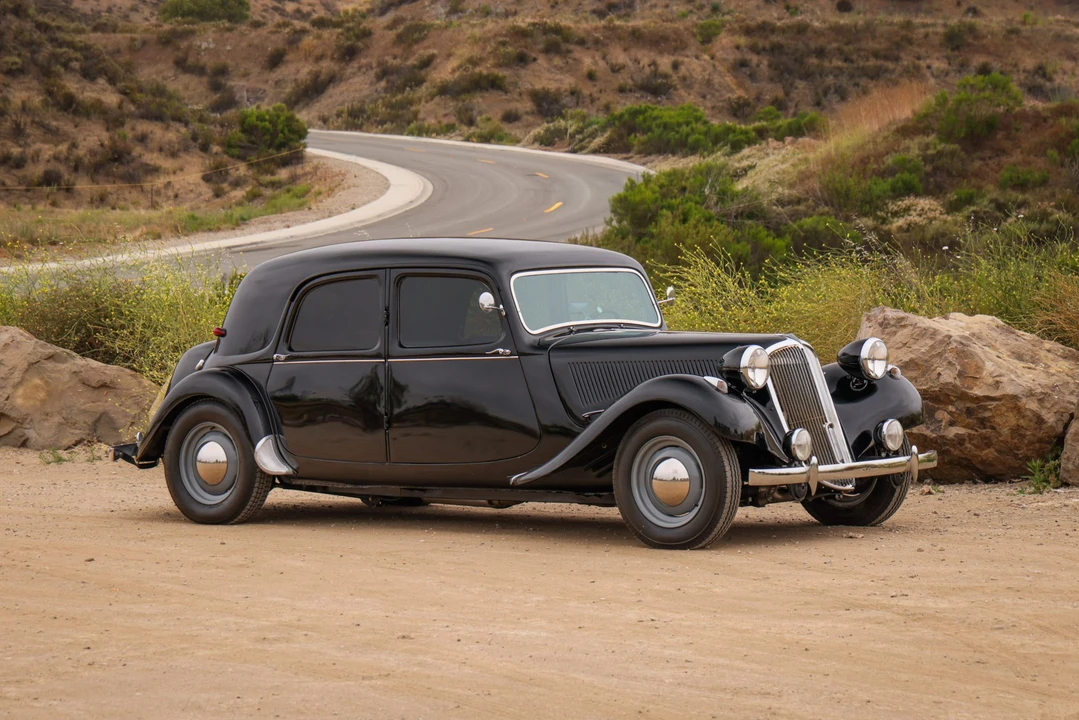 1954 Citroen Traction Avant - Image 10 of 31