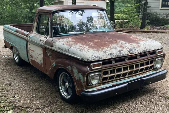 1965 Ford F-100