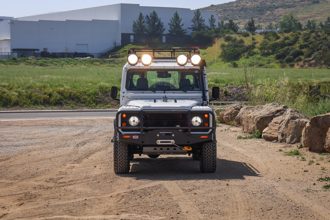 1993 Land Rover Defender 110 - Image 2 of 31
