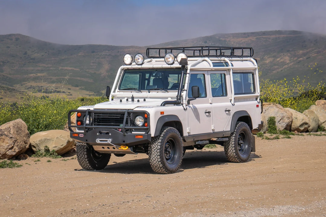 1993 Land Rover Defender 110 - Image 21 of 31