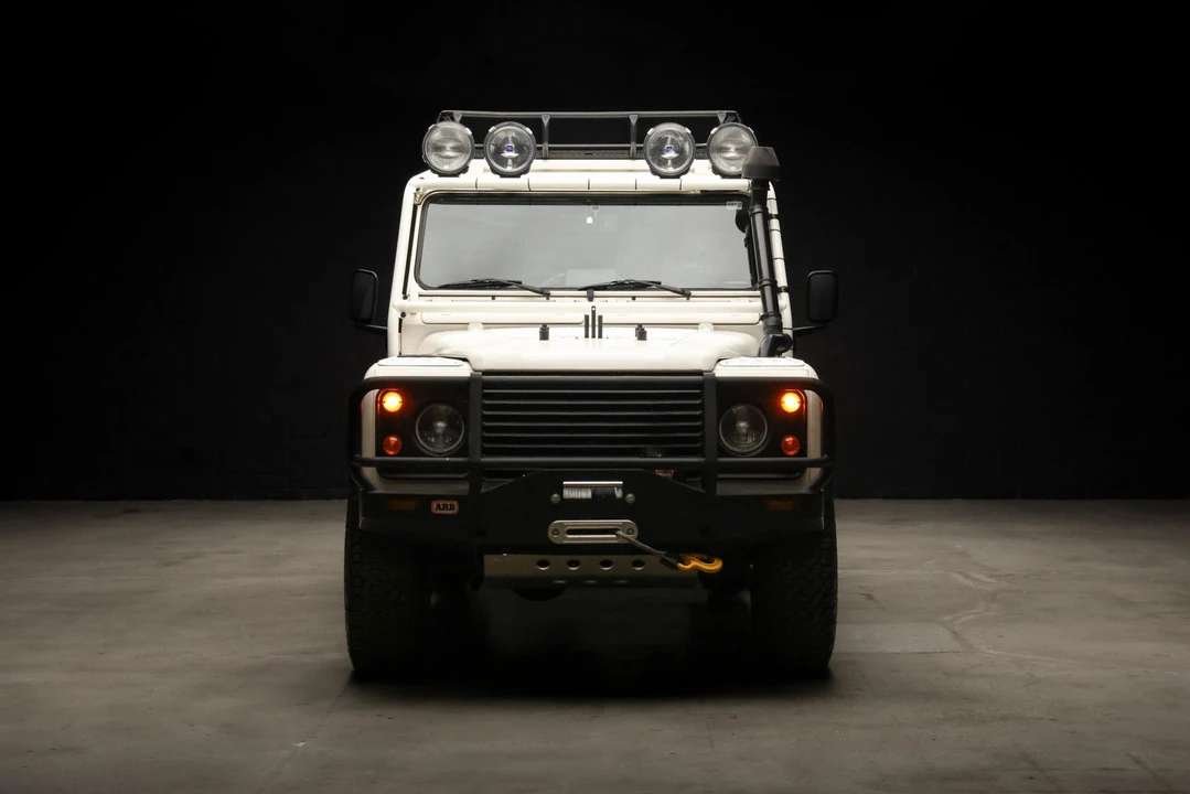 1993 Land Rover Defender 110 - Image 29 of 31