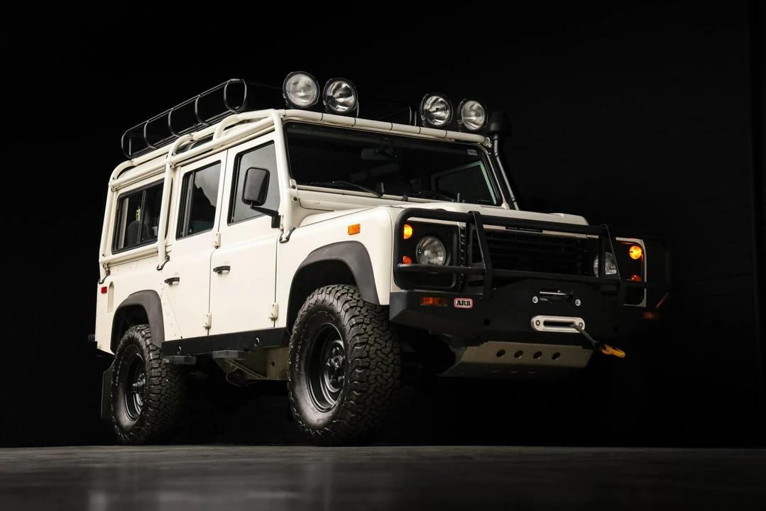 1993 Land Rover Defender 110 - Image 31 of 31