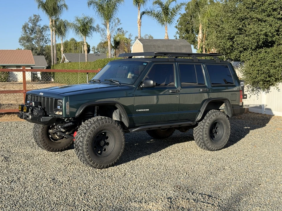2000 Jeep XJ Cherokee - Image 4 of 31