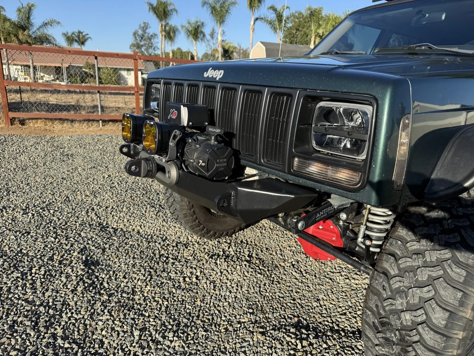 2000 Jeep XJ Cherokee - Image 18 of 31
