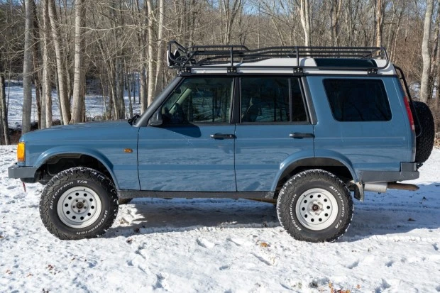 2000 Land Rover Discovery 2nd Gen - Image 3 of 7