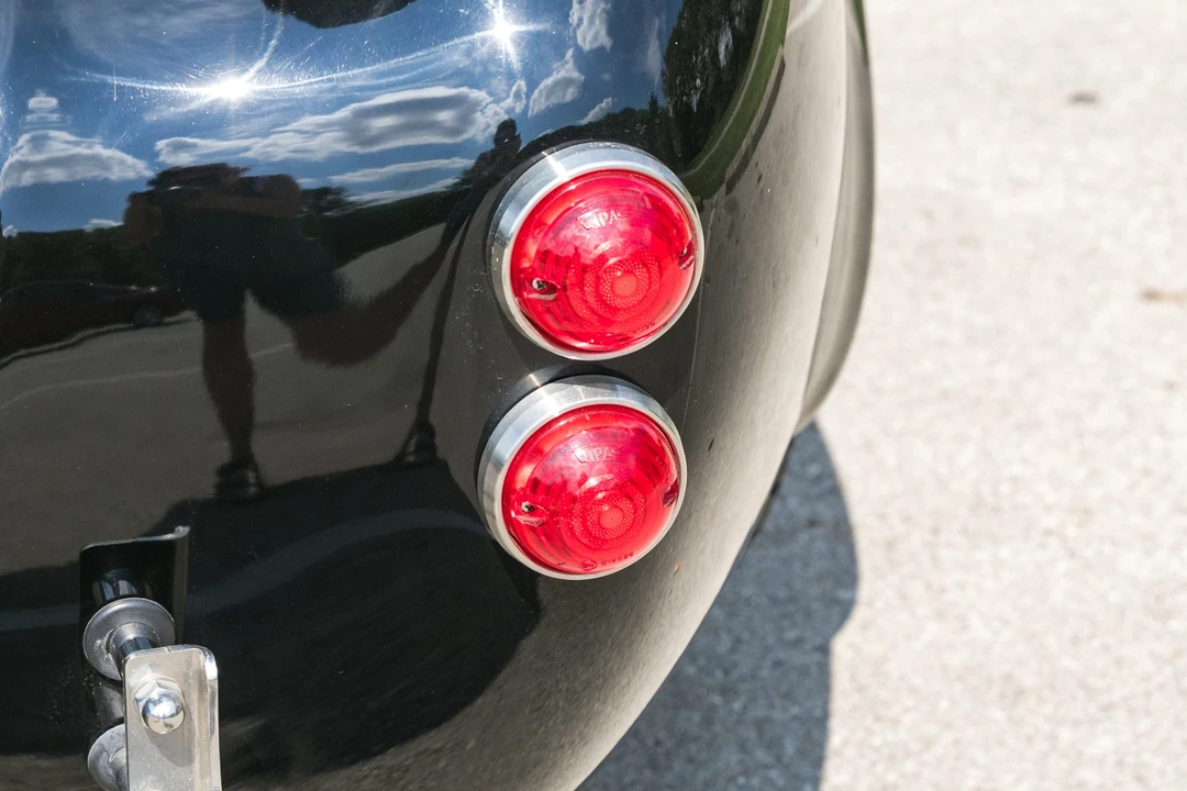 Shelby Cobra Replica - Image 29 of 31