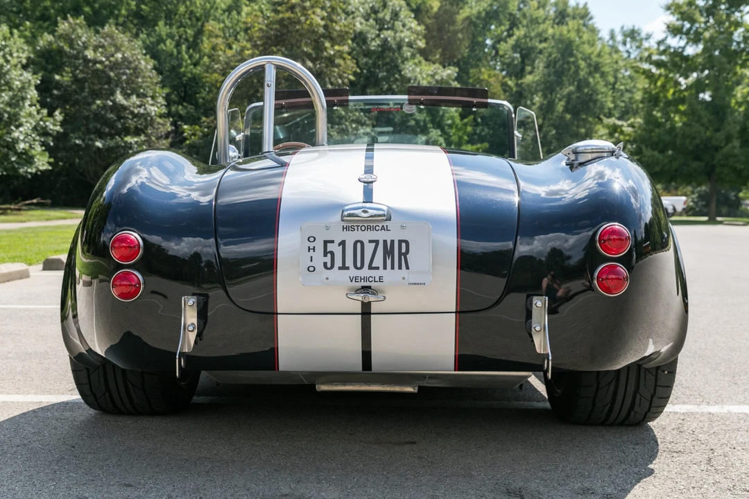 Shelby Cobra Replica - Image 8 of 31
