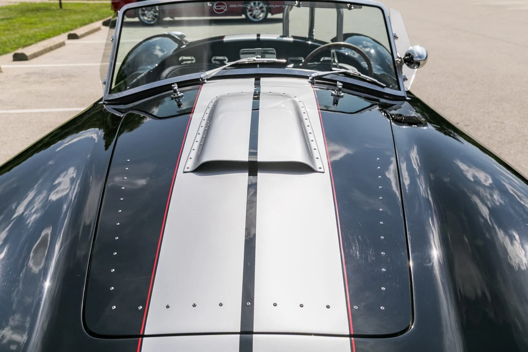 Shelby Cobra Replica - Image 16 of 31