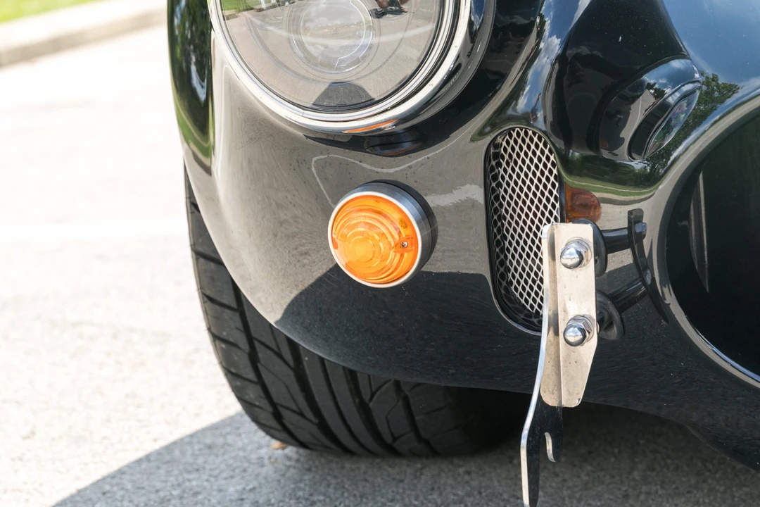 Shelby Cobra Replica - Image 24 of 31