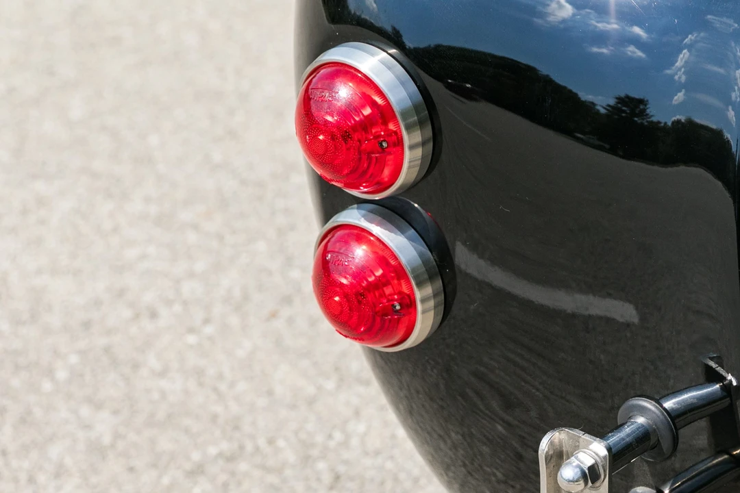 Shelby Cobra Replica - Image 27 of 31