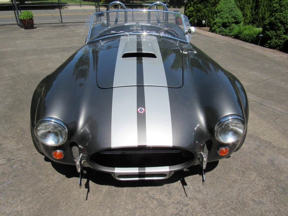 Shelby Cobra Replica - Image 16 of 31