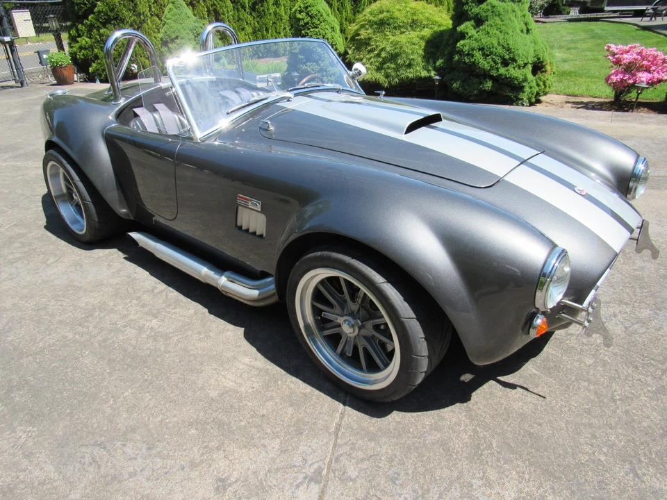 Shelby Cobra Replica - Image 11 of 31