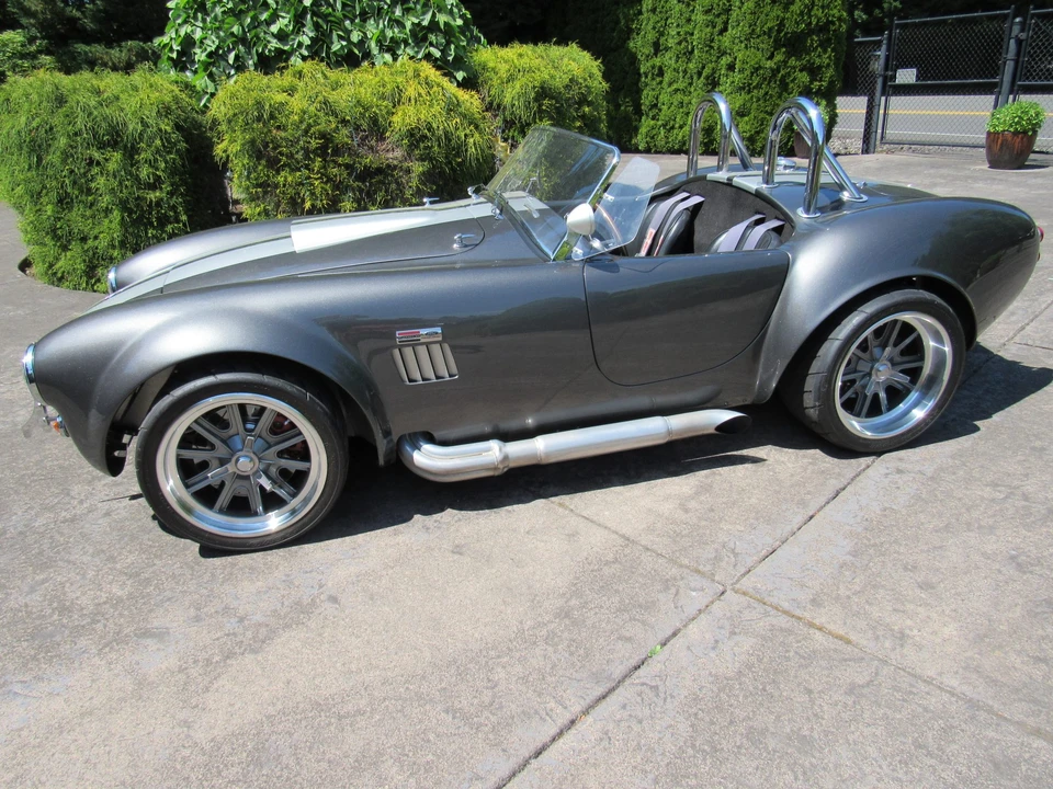 Shelby Cobra Replica - Image 3 of 31