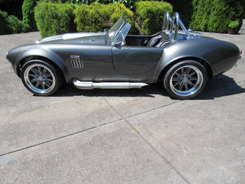 Shelby Cobra Replica - Image 5 of 31