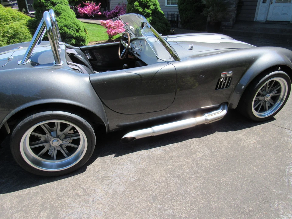 Shelby Cobra Replica - Image 10 of 31