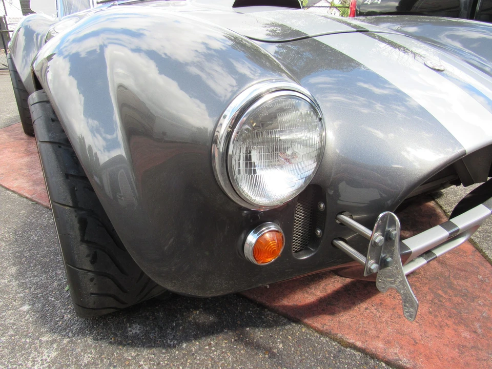 Shelby Cobra Replica - Image 18 of 31