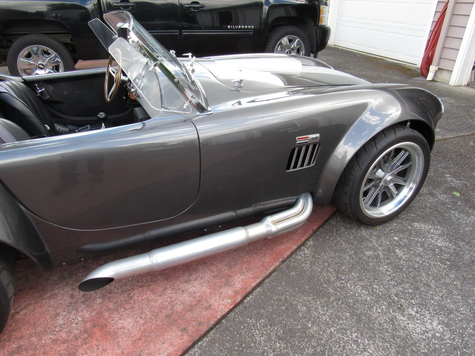 Shelby Cobra Replica - Image 25 of 31