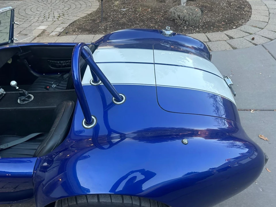 Shelby Cobra Replica - Image 23 of 31