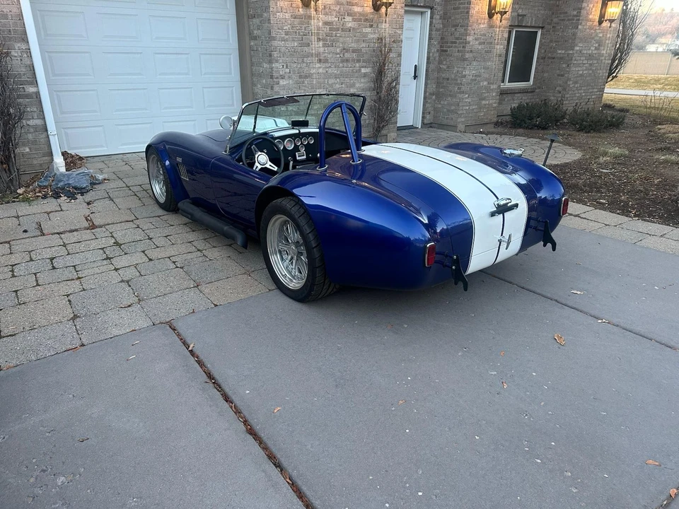 Shelby Cobra Replica - Image 11 of 31