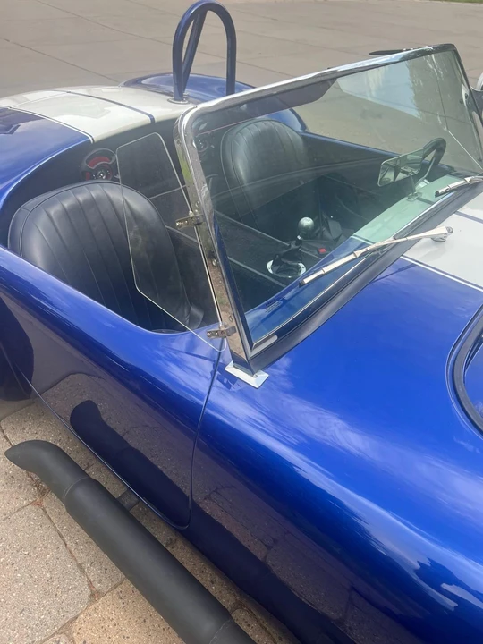 Shelby Cobra Replica - Image 30 of 31